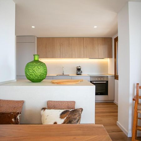 Beachfront Holiday Apartment Lotja 7 - Grupo Berna Colonia de Sant Jordi ภายนอก รูปภาพ