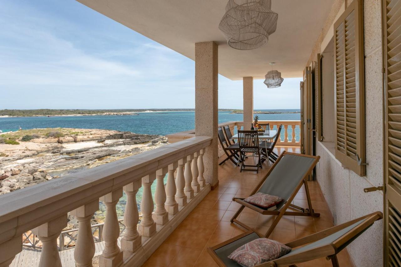 Beachfront Holiday Apartment Lotja 7 - Grupo Berna Colonia de Sant Jordi ภายนอก รูปภาพ