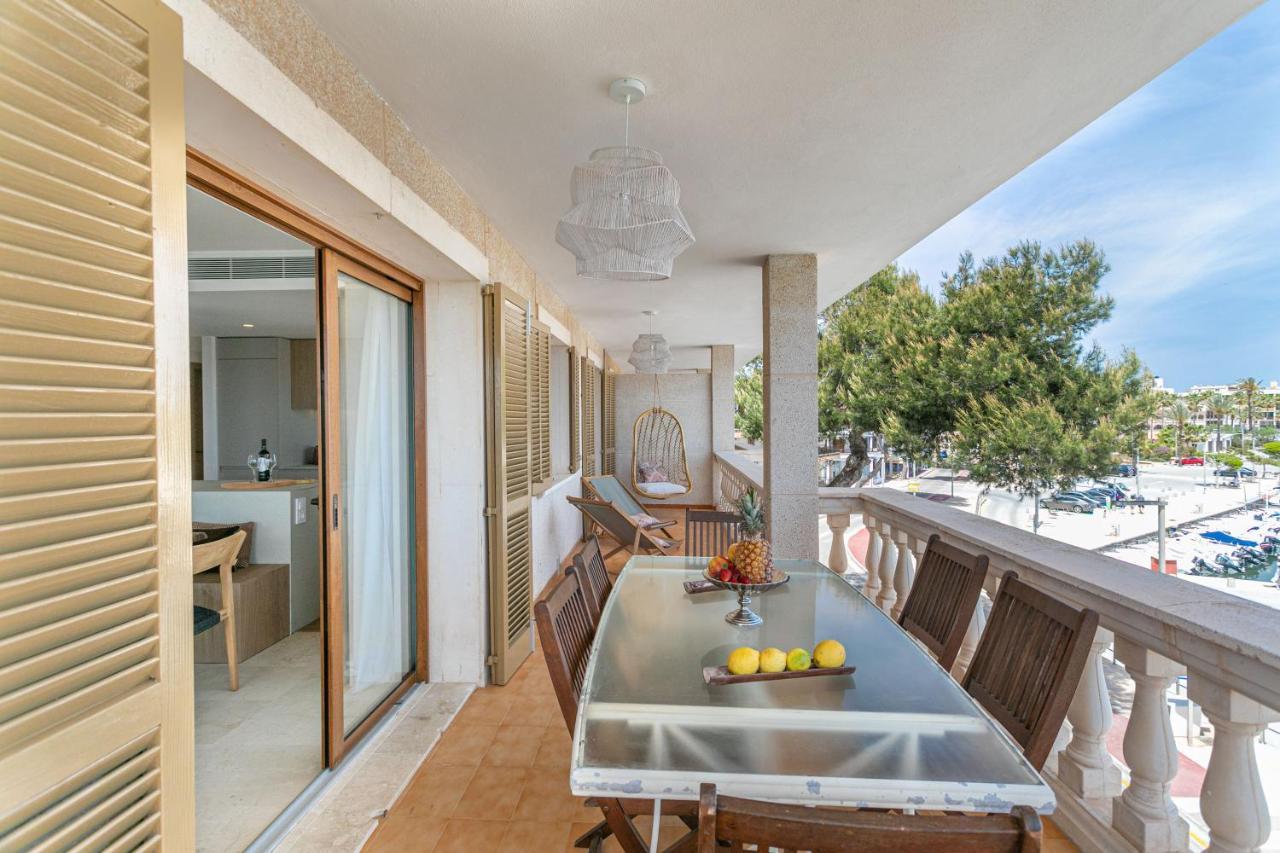 Beachfront Holiday Apartment Lotja 7 - Grupo Berna Colonia de Sant Jordi ภายนอก รูปภาพ